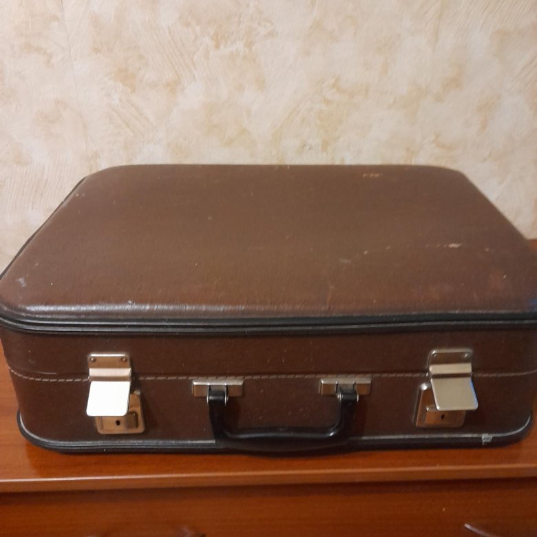 Чемодан СССР – купить в Красноярске, цена 600 руб., дата размещения: 01 ...