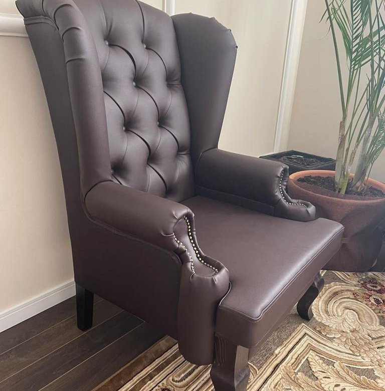 Кожаное каминное кресло – купить в Москве, цена 10 000 руб., продано 16 ...