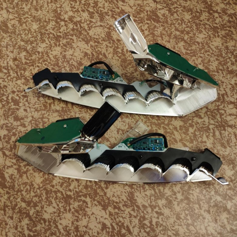 Ходовые огни Ниссан экстреил – купить в Москве, цена 2 000 руб., дата ...