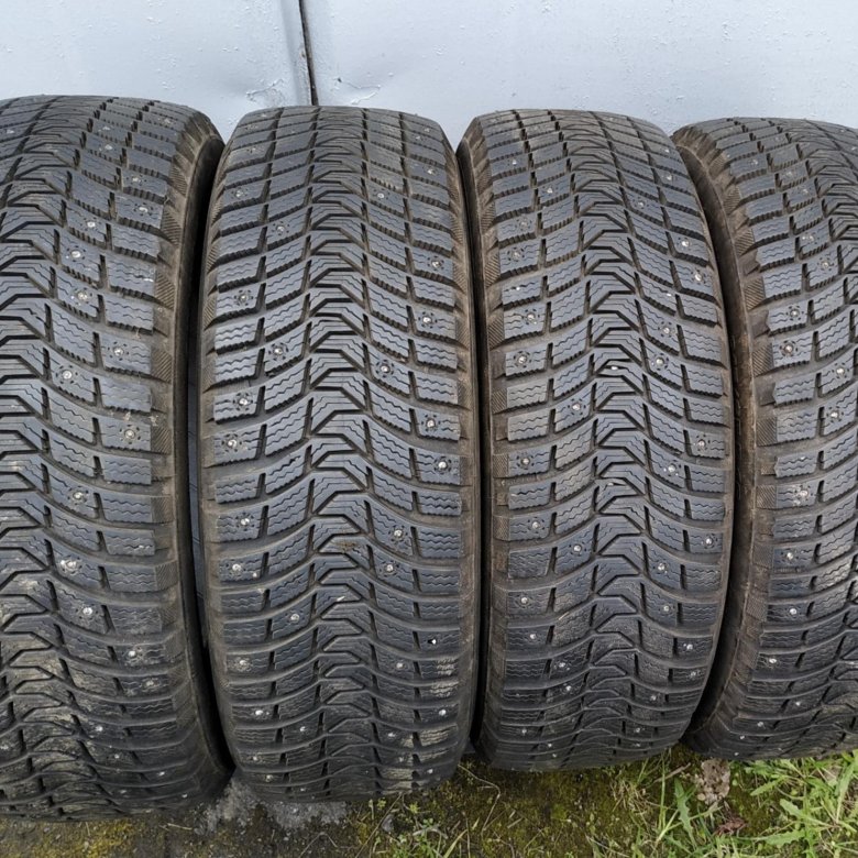 Michelin x ice 3 r16. Michelin Latitude Diamaris 215/65 r16.