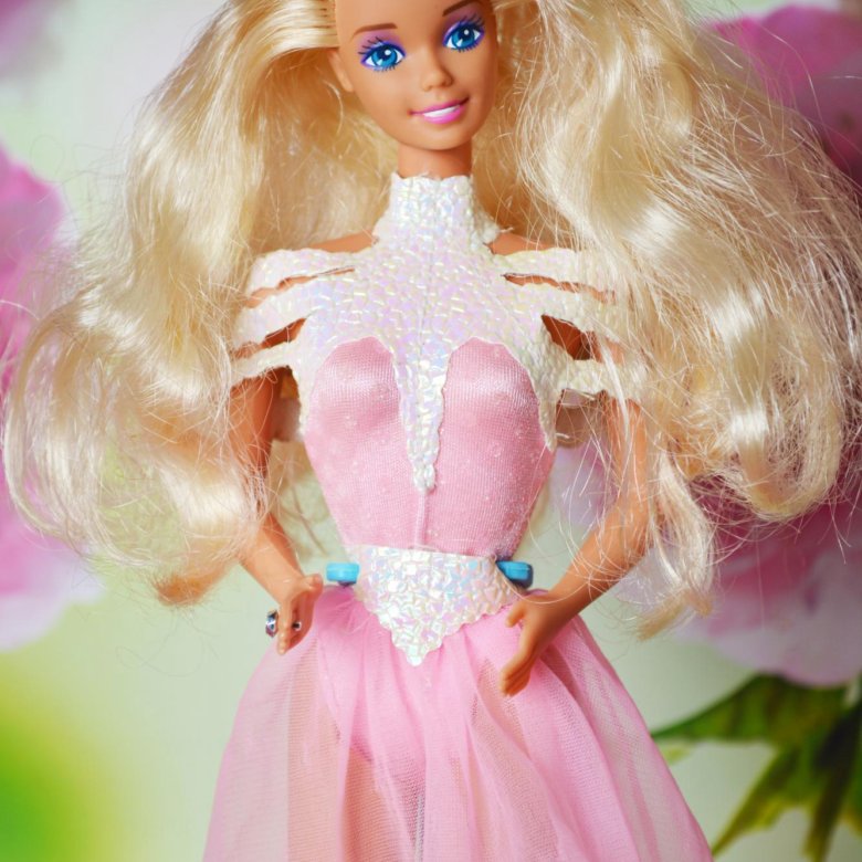 Ice barbie. Ice capades Barbie 1989.