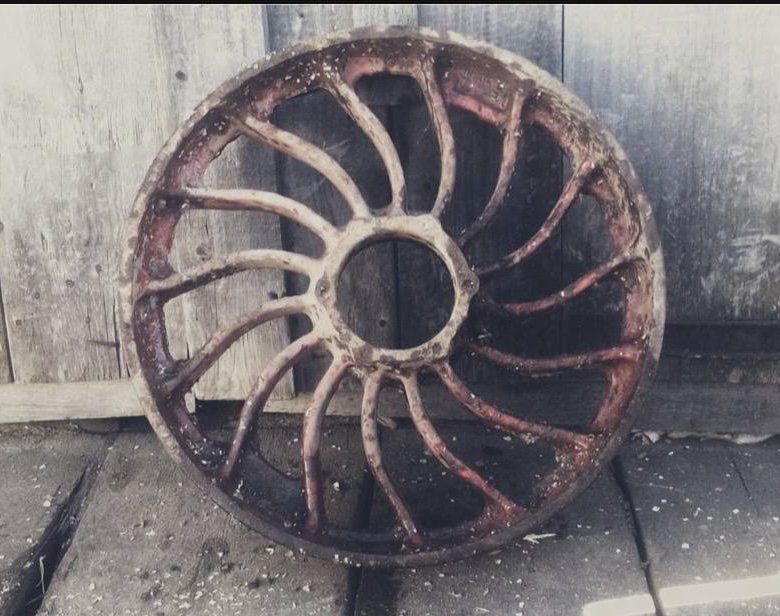 107-1а. каток т 4. т4. т4. каток от т4.