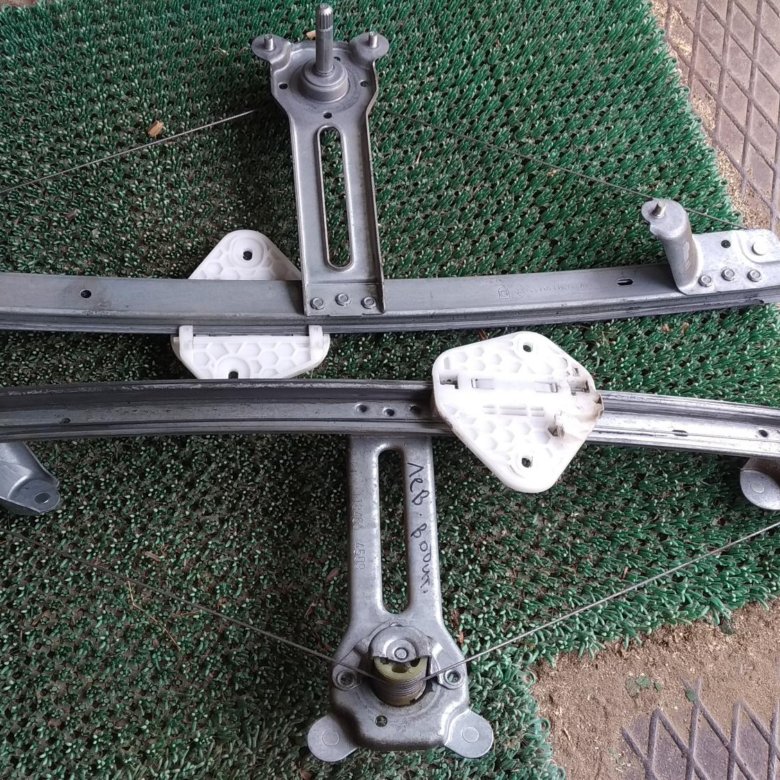 Стеклоподъёмник ручной оригинал Рено Логан фаза2 – купить в Шуе, цена ...