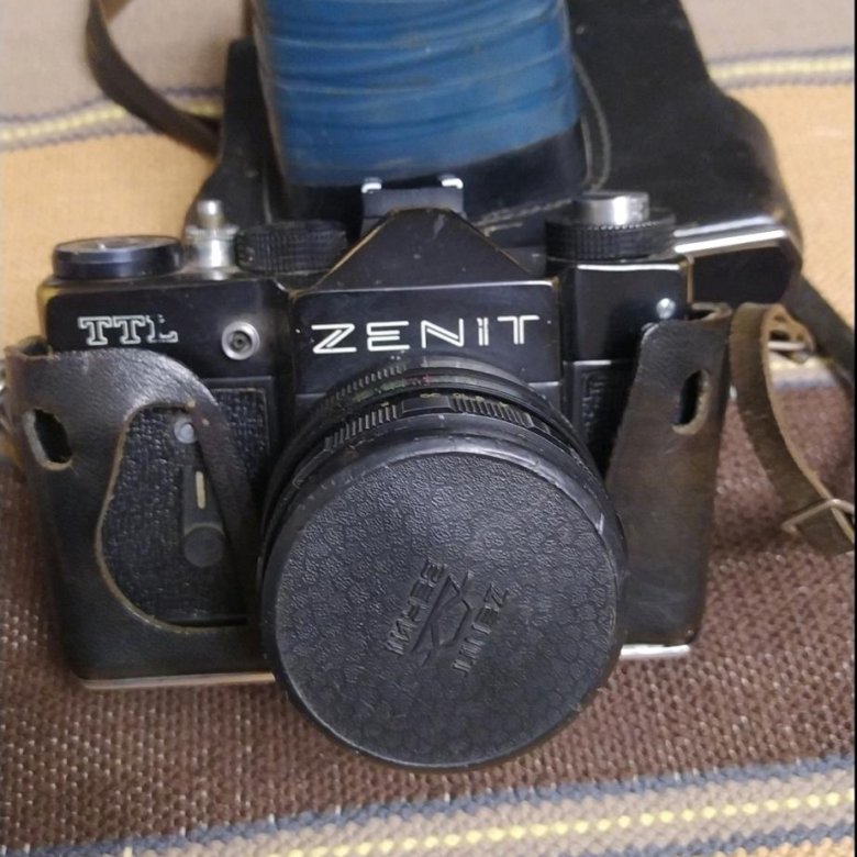 Фотоаппарат ZENIT TTL год выпуска 1982 год – купить в Красноярске, цена ...