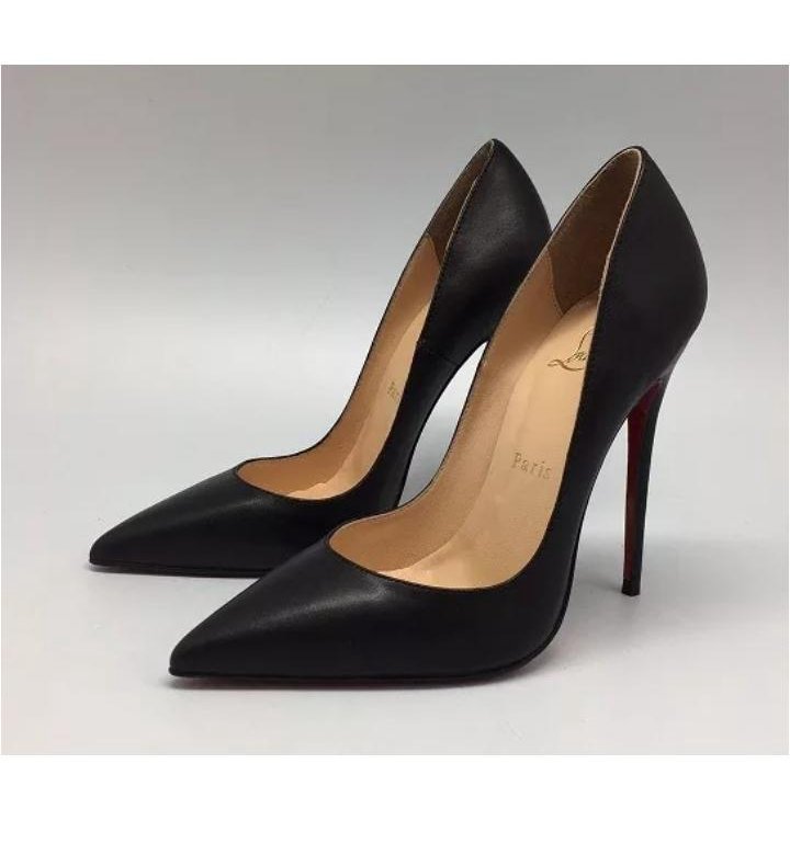 Обувь оригинал авито. Туфли Christian louboutin Black. Christian louboutin туфли черные. Кристиан лубутен женская обувь. Christian louboutin лодочки черные.