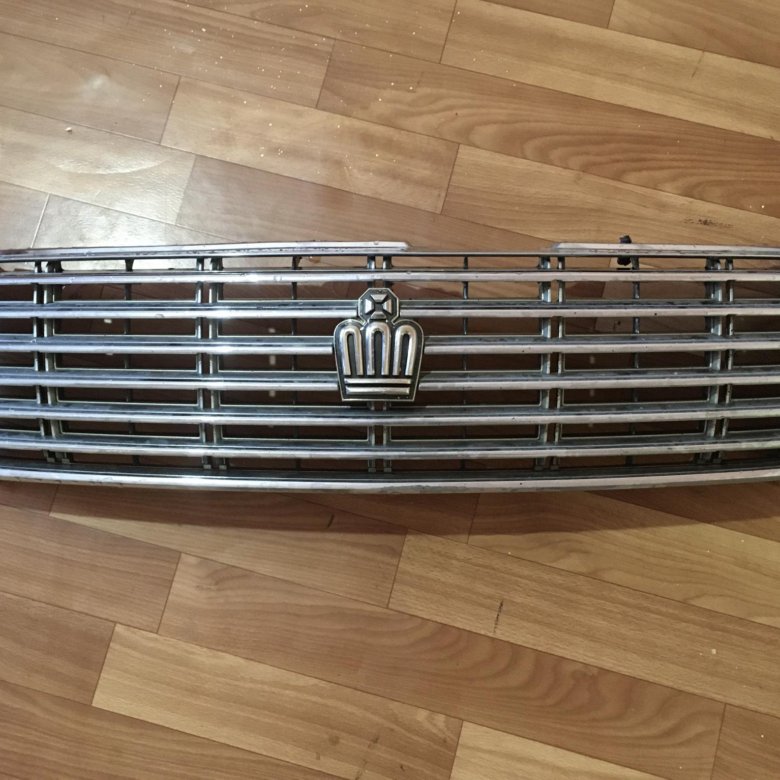 Хром решетка crown 171. Решетка на краун 171. Решетка краун без фона. 0 решетка радиатора. Черная решетка радиатора тойота краун grs 180.