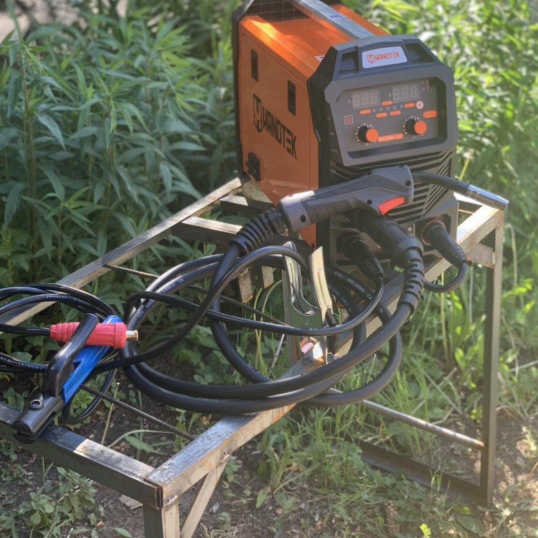 Сварочный полуавтомат Handtek MiG/mma-220 – купить в Москве, цена 14 ...