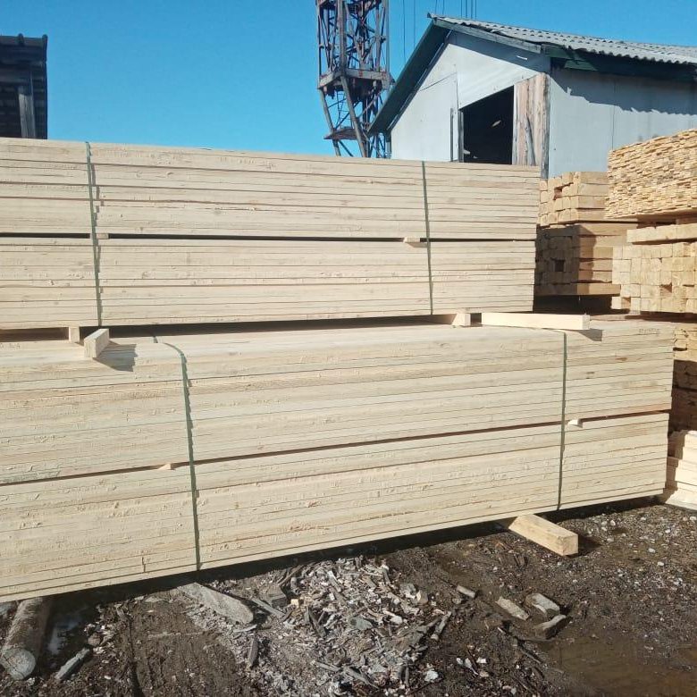брус 100х150 2 сорт. вес бруса 150х150х6000 лиственница. доска обрезная 1 сорт 25х100х6000 до 14 000. пачка древесины. доска обрезная 25*100* 6000м.