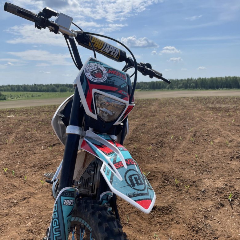 Regulmoto seven medalist 150e. Регулмото Севен 200. Karburator pitbike настройка.