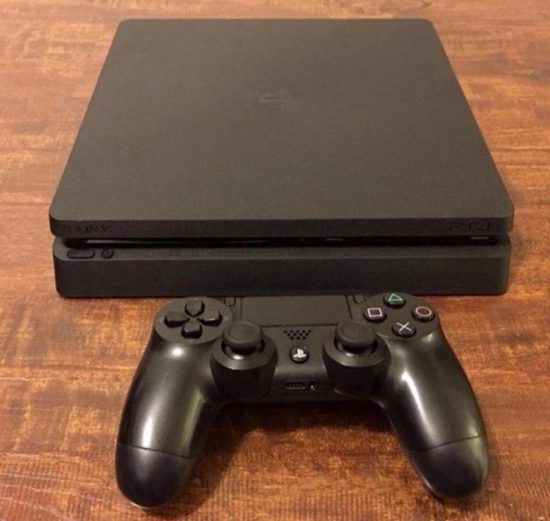 Playstation 4 slim фото