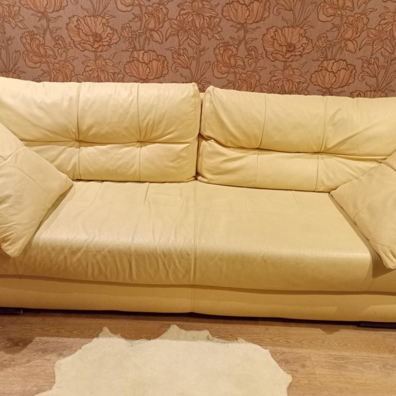 Кожаный диван – купить в Саратове, цена 25 000 руб., дата размещения ...