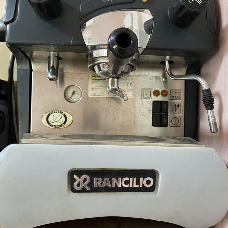 Rancilio epoca. Кофемашина rancilio epoca.