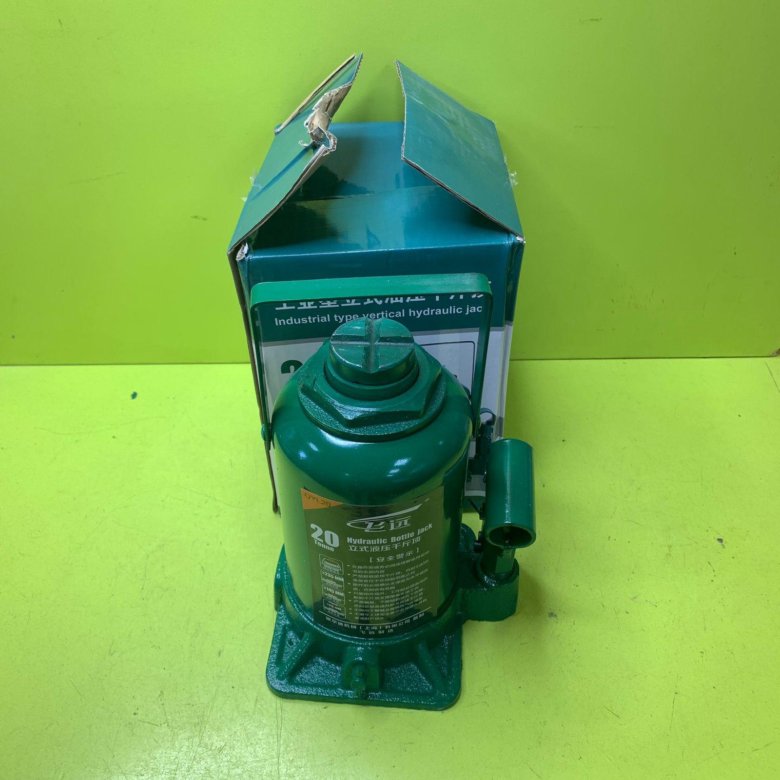 Гидравлический домкрат 20 т. – купить в Якутске, цена 4 500 руб., дата ...