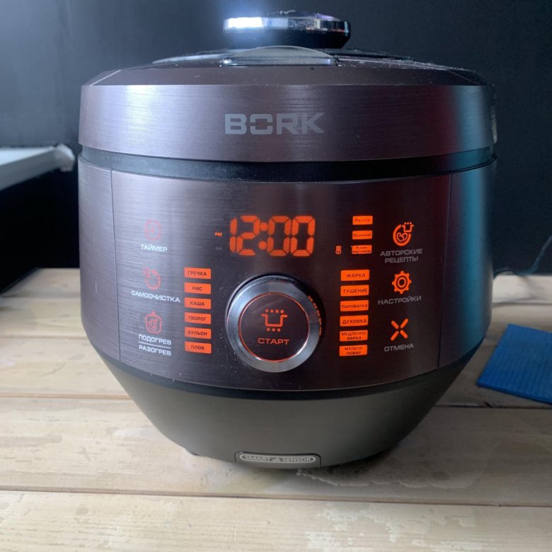 Мультиварка bork u700