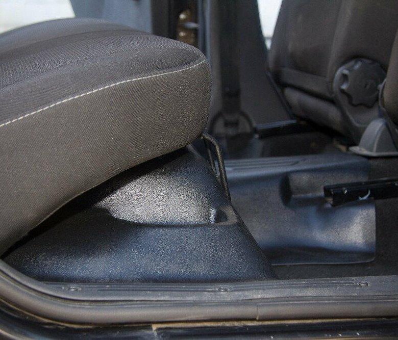 Накладки на ковролин задние боковые лада гранта – купить в Мелеузе ...