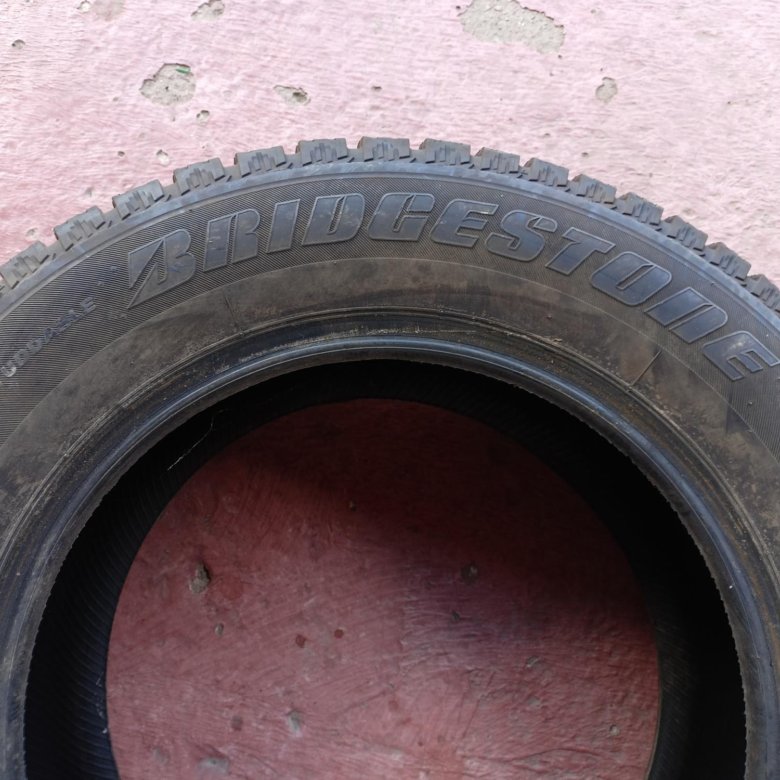 Шины зимние 205/65 R15 – купить в Москве, цена 2 000 руб., истекает ...