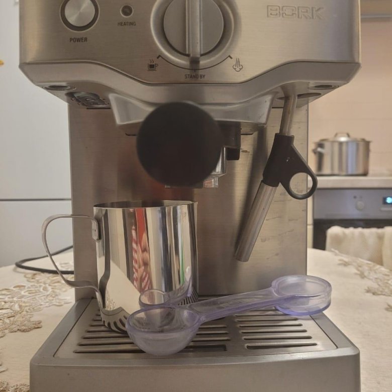 Кофемашина рожковая Bork C700 – купить в Москве, цена 6 500 руб., дата ...