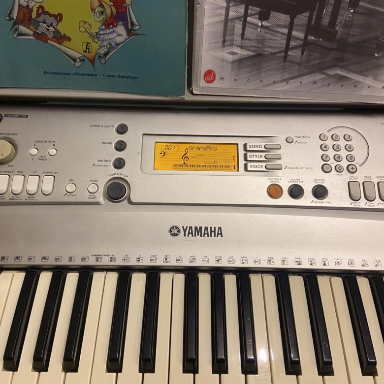 Синтезатор Yamaha PSR-E303 – купить в Москве, цена 12 000 руб., дата ...