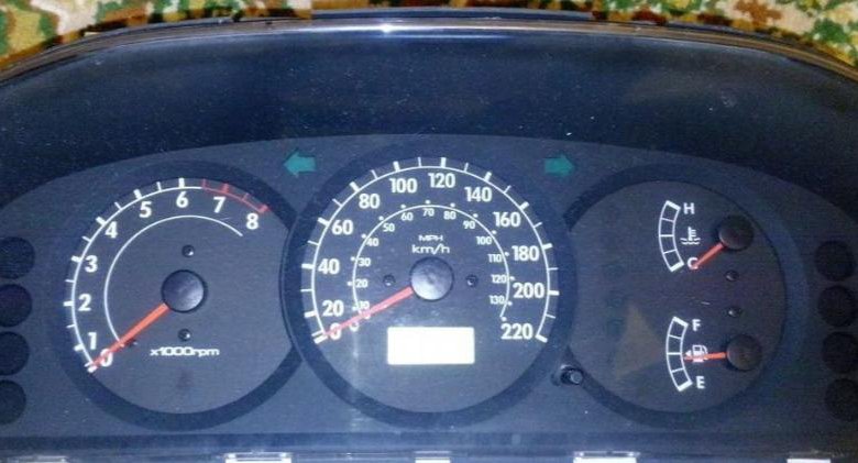 Панель приборов кия спектра 2008. Самодиагностика панели приборов. Акцент колодцы в приборную панель. Приборная панель кия спектра. Приборная панель кия спектра.