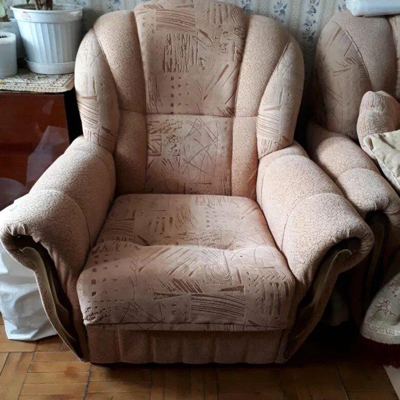 Авито мебель кресло диван. Продается кресло. Кресло раскладное мягкое советское. Кресло кровать б у. Бэушные кресла.