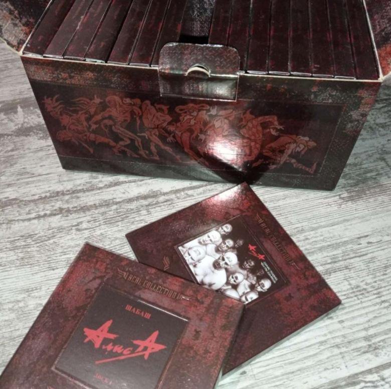 Рождественские истории приключения алисы. Алиса коллекционное издание. Алиса коллекционное издание. Алиса в стране чудес. Игра мост в иной мир алиса в стране теней.