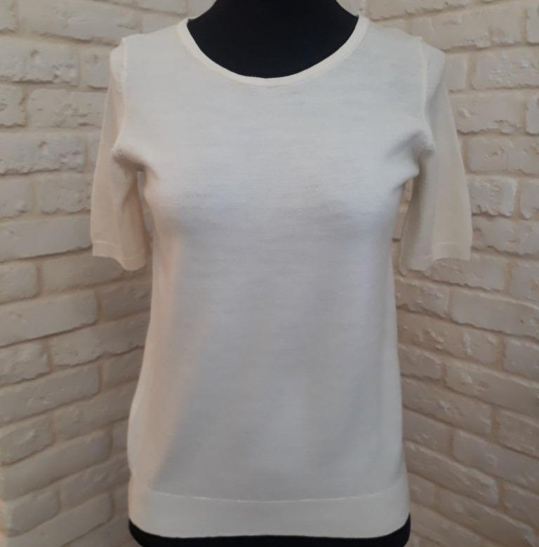 кофта футболка шерсть тонкая uniqlo XS уникло – купить в Москве, цена ...