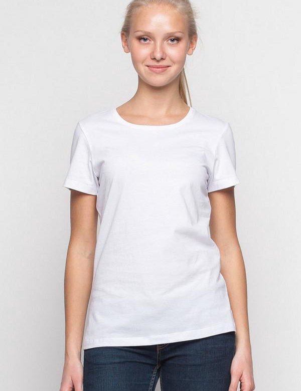 Фотография девочки в белой футболке