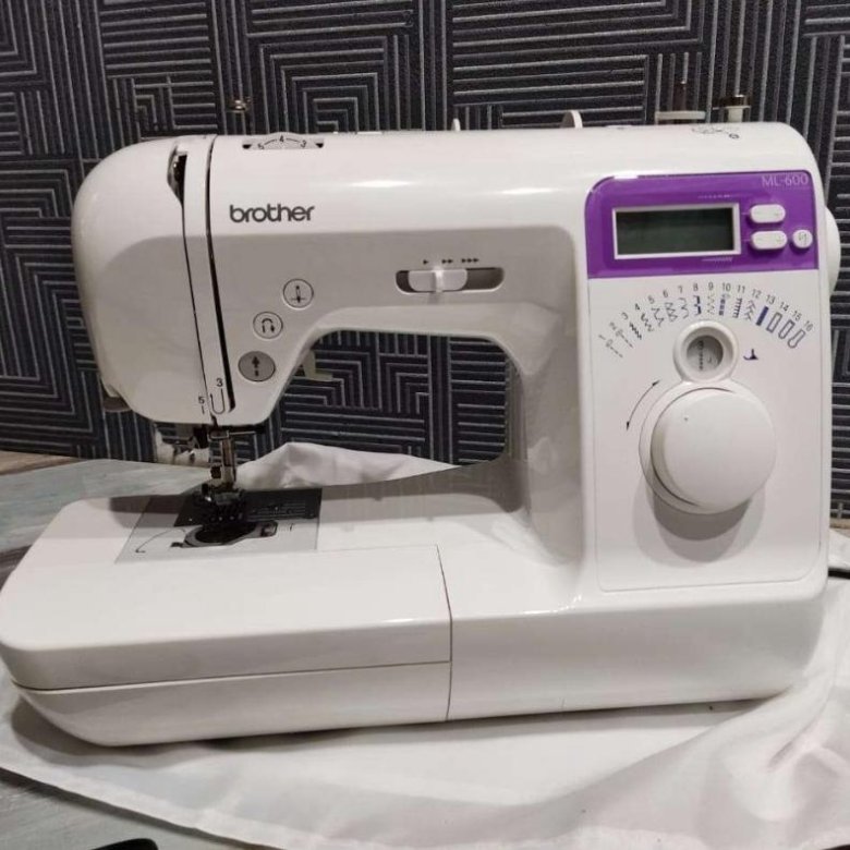 Швейная машина brother. Typical gk31030.