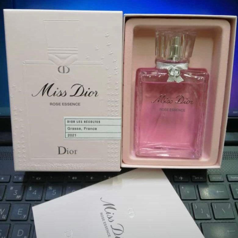 Мисс диор роуз. Мисс диор эссенс. Miss dior rose essence. Эссенс духи мисс диор. Мисс диор эссенс.
