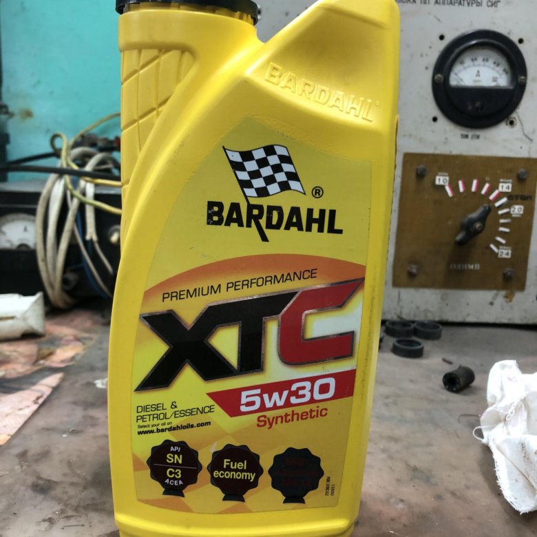Янтарный цвет масла Бардаль xtc 5w40. Xtc 5w40 густой или жидкий. Тормозная жидкость Бардаль отзывы. Bardahl xtc 5w30 купить Чита.
