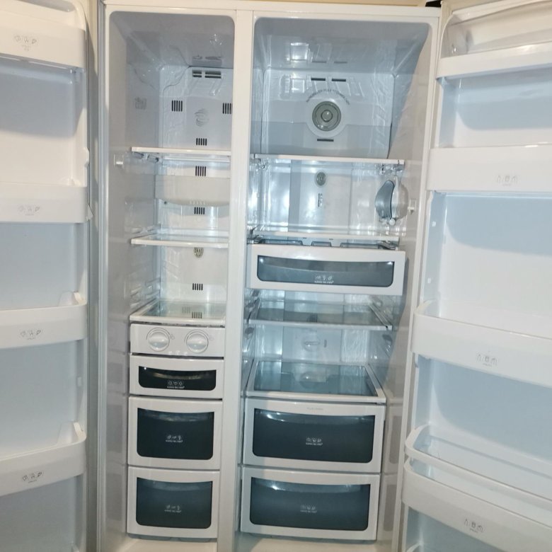 Холодильник двух дверный – купить в Якутске, цена 130 000 руб., дата ...