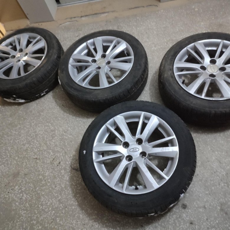 Литье гранта люкс r15 заводские. Колесо на гранту в сборе. 185/55 r15 гранта. Колесо на гранту в сборе. Колесо на гранту в сборе.