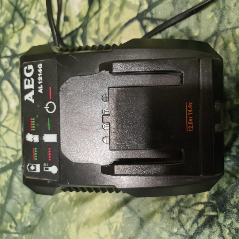Зарядное устройство AEG AL1214G – купить в Саратове, цена 1 500 руб ...