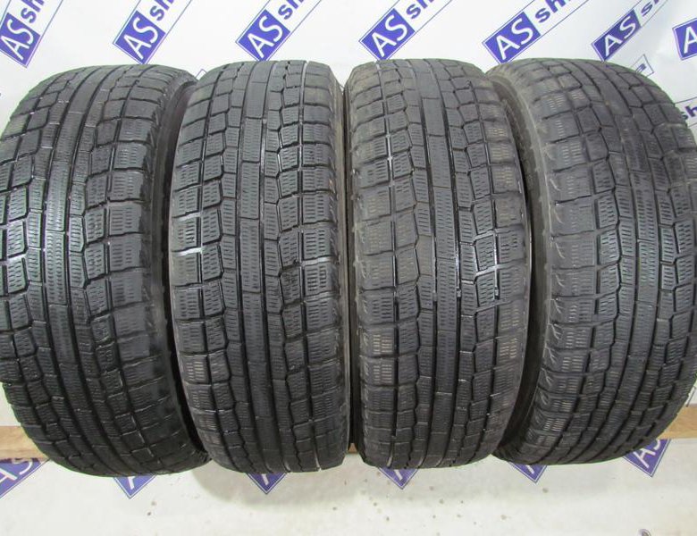 Michelin x ice 3 r16. Мишлен 205 55 16 зима.