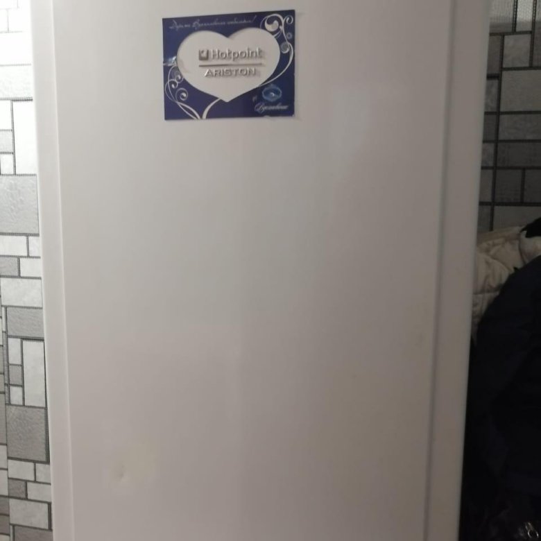 Холодильник ariston – купить в Красноярске, цена 10 000 руб., продано ...