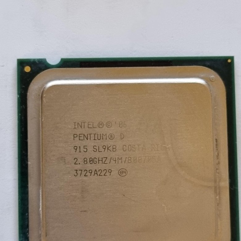 Pentium d. Пентиум 4 541 sl9c6. Pentium d 915. D915