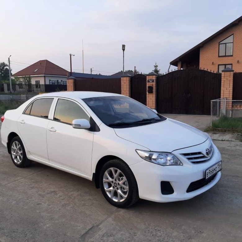 Toyota corolla 2012. Тойота комфорт. Тойота королла рестайлинг 2012. Тойота королла 2012 года. Тойота соrоllа, 2012 г.
