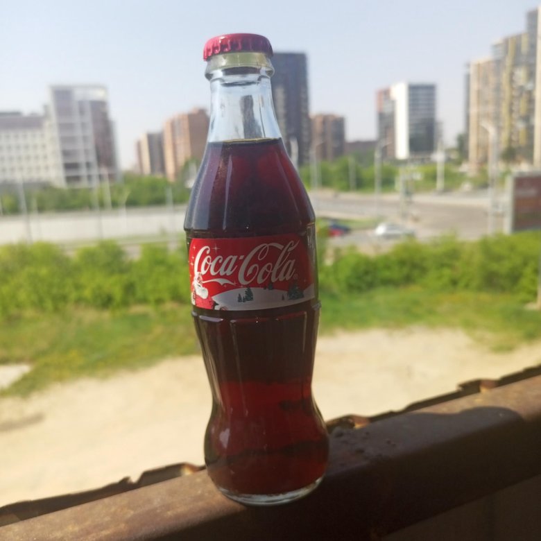 Coca-cola в стекле 2010г – купить в Иркутске, цена 2 500 руб., дата ...