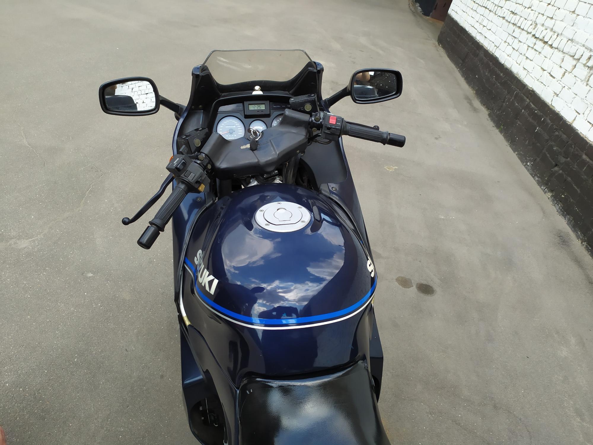 Suzuki GSX 1100 F Katana