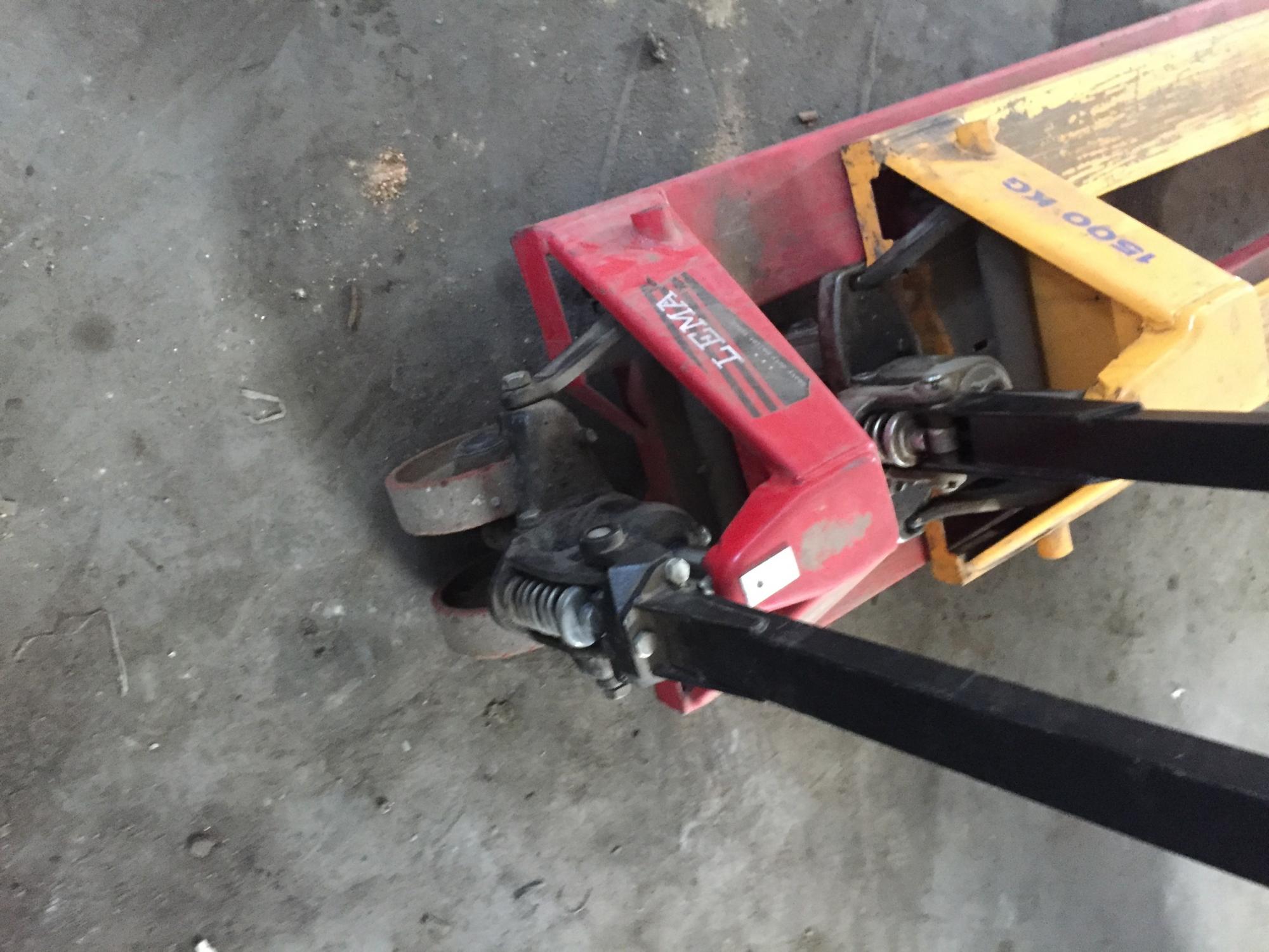 вил 2. клык вил 4. рохля вилы удлиненные ас20. вилы 2т/500 мм, к-т 2 шт wilmart 2а 80х40х1200. фиксатор вил 2a.