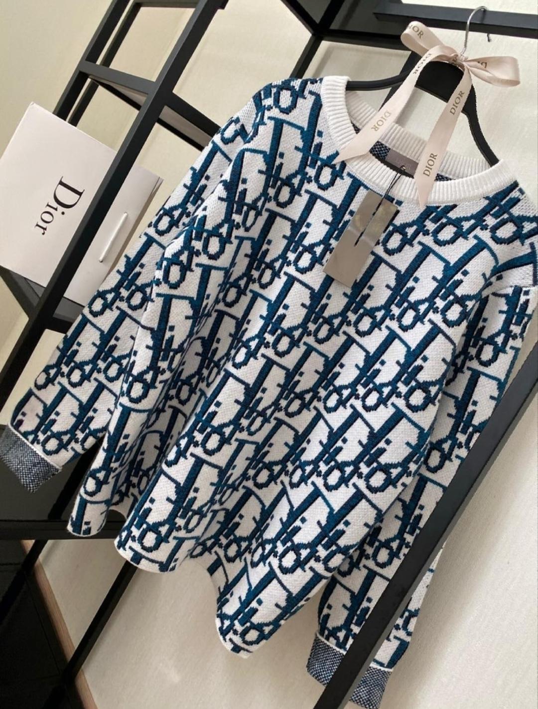 Свитер Christian Dior