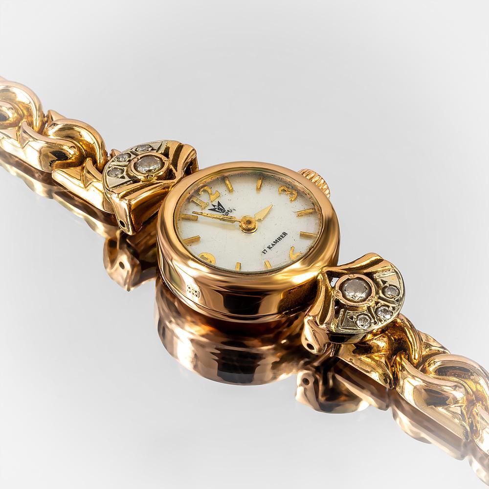 Часы gold отзывы. Часы «яшма» (хронограф, золото 21гр.. Золотые часы Голд тайм модель 8020. Золотые часы Голд тайм 17 камней. Часы золотые яшма золото.