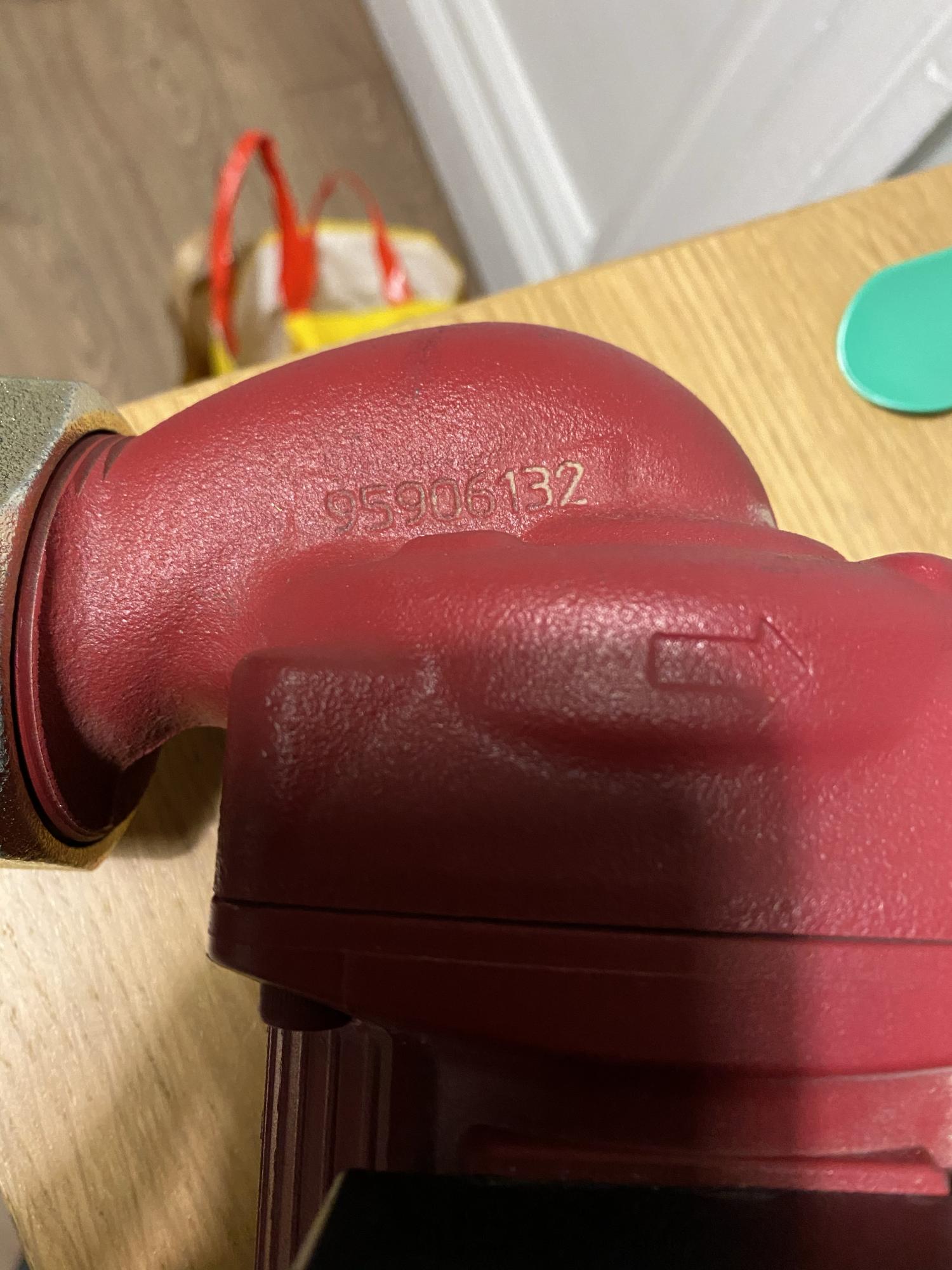 Циркуляционный насос Grundfos UPS 32-80 95906443 купить в Москве, цена ...