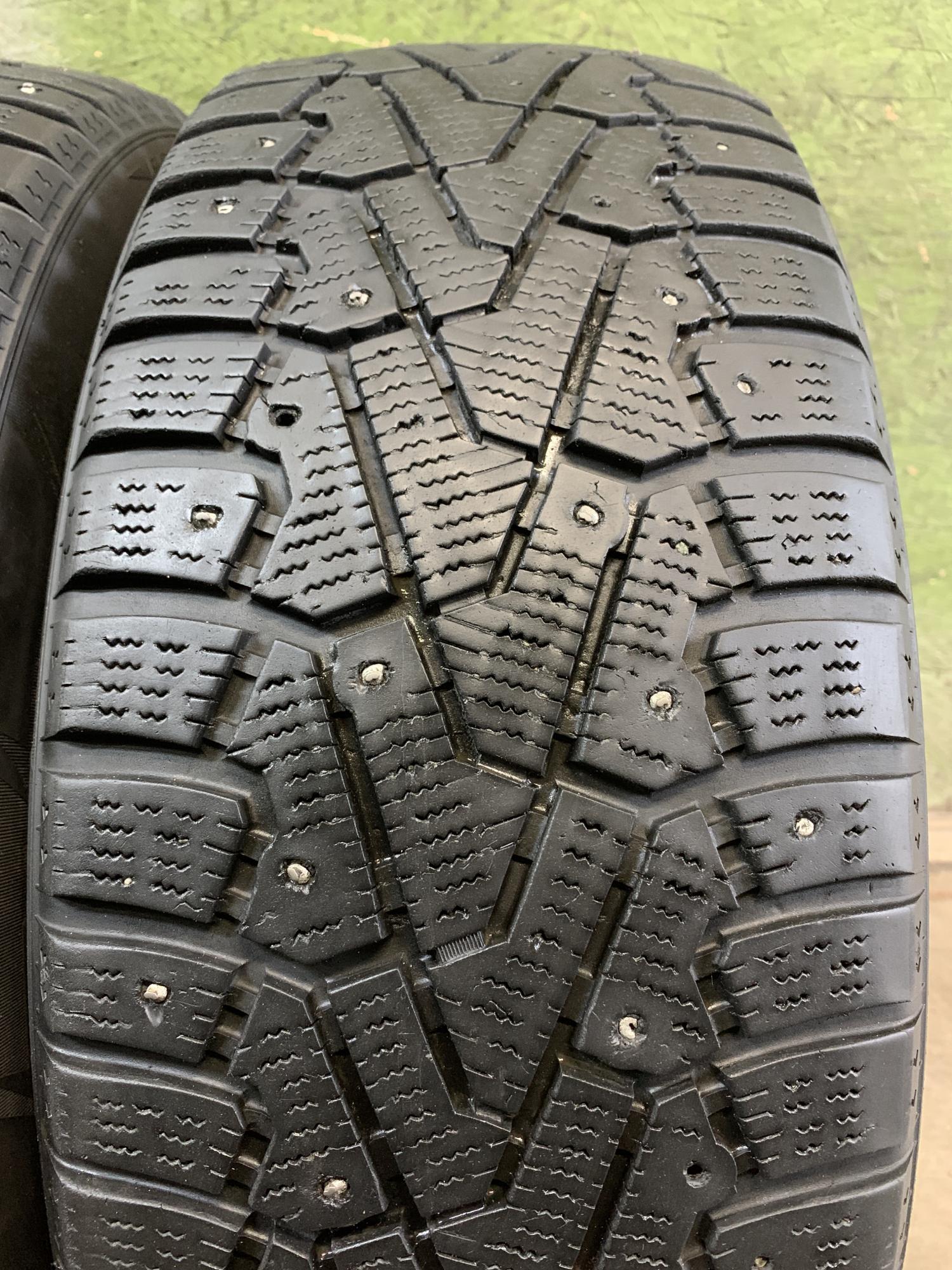 Пирелли липучка отзывы. Пирелли айс Зеро. 215/55/17 T98 Pirelli Ice Zero. Ice Zero 215/55 r17 98t.