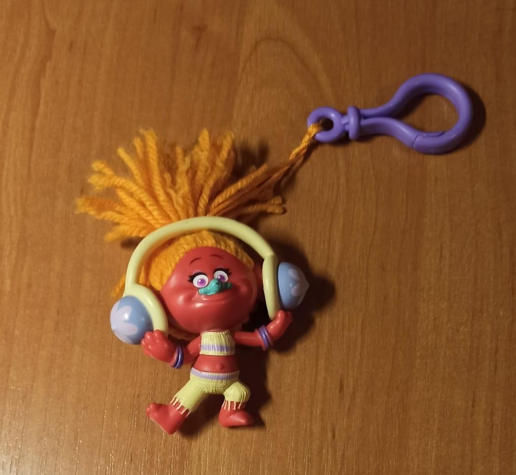 Доун льюис десятое королевство. Джеремайя биркетт десятое королевство. Жевательная конфета конфитрейд trolls фруктовые язычки 10 г. Конфитрейд свитбокс. Горный тролль.