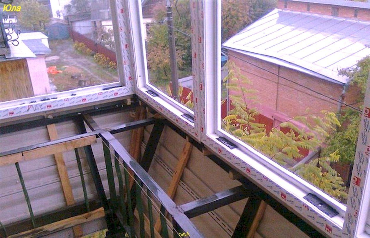Снять окна на балконе