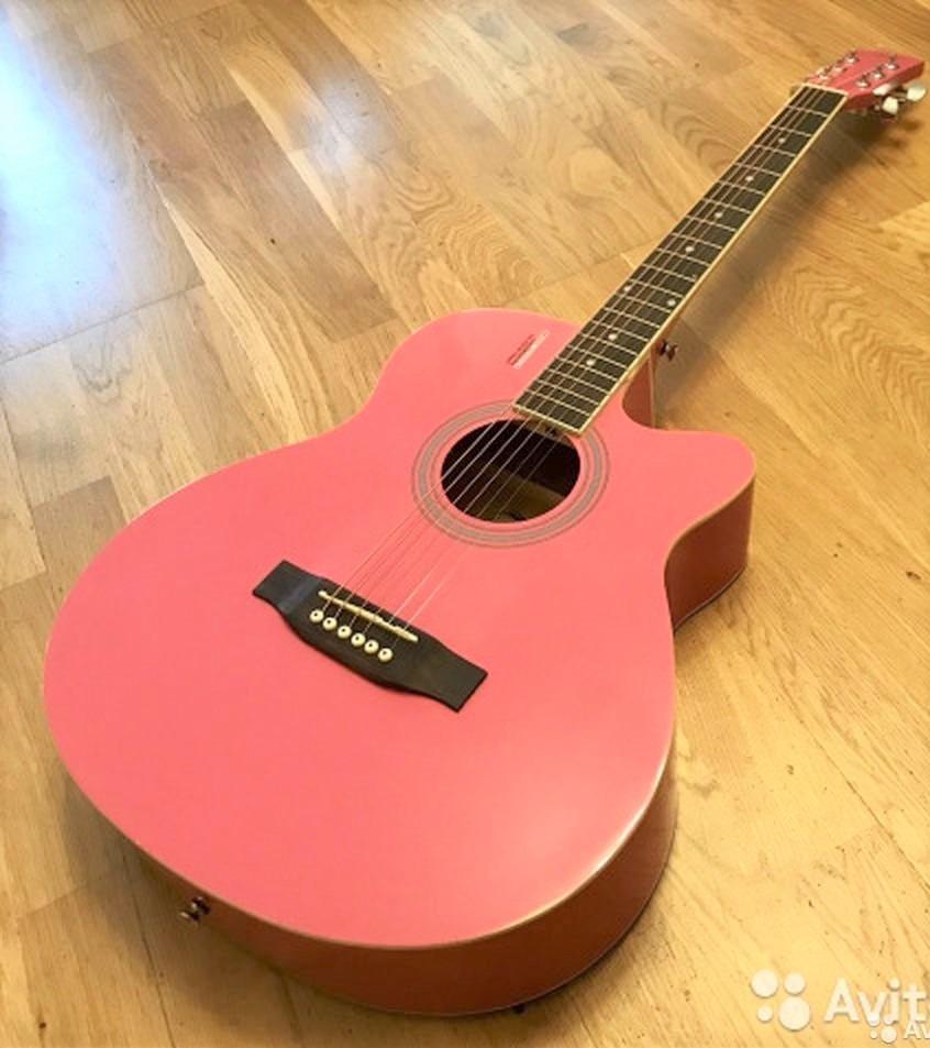 Авито гитары купить б у. Электроакустическая гитара розовая. Гитара авито. Гитара розовая акустическая 1/8. Ливингстон гитара акустическая розовая.