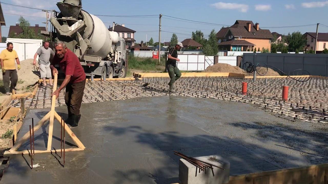 Ролик с рисунком для бетона