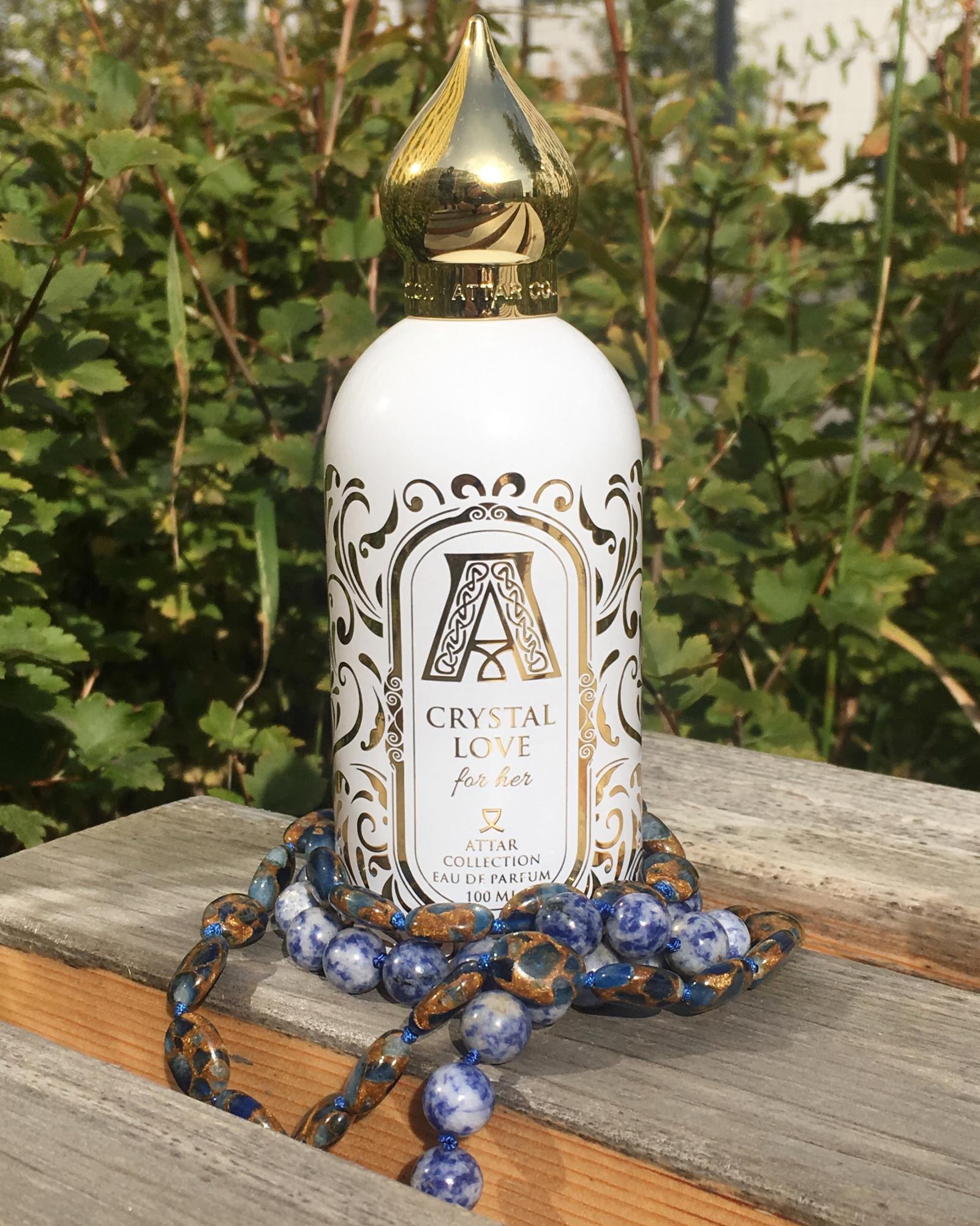 Attar Crystal Love. Essential Parfums Paris bois Imperial Refillable.