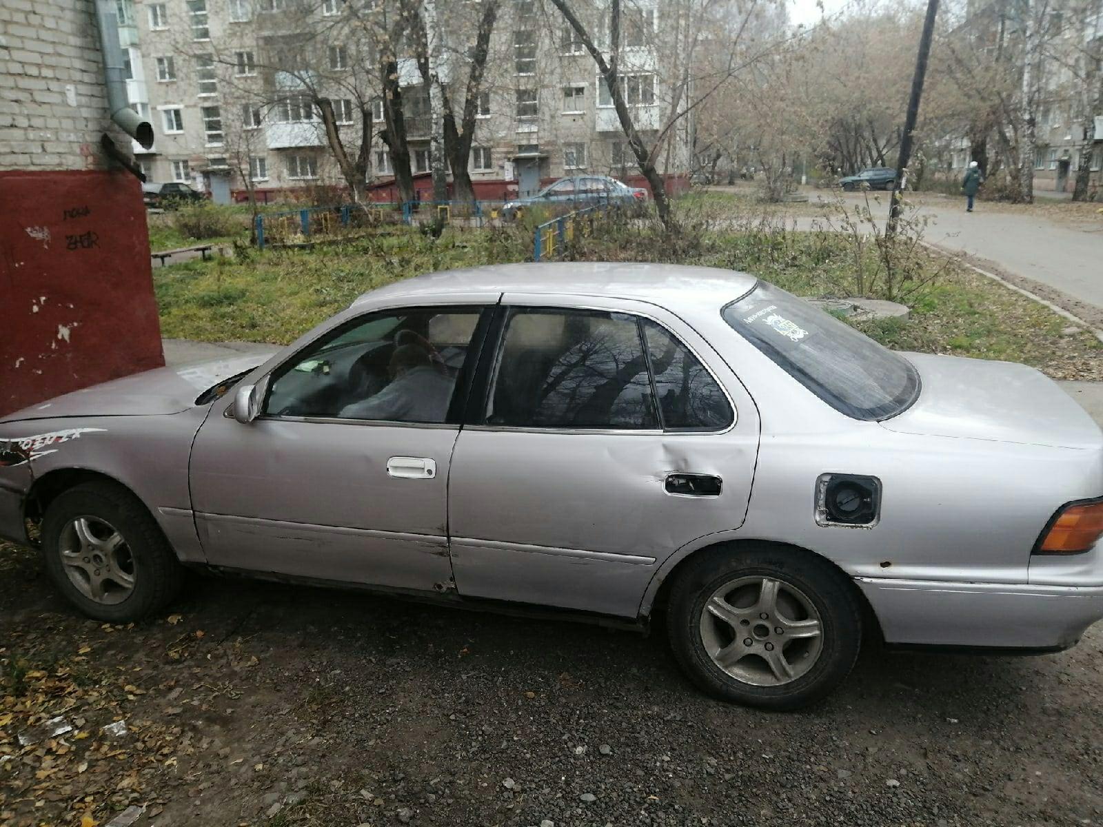 Toyota Camry, 1992, цена 60000 руб. купить в Томске